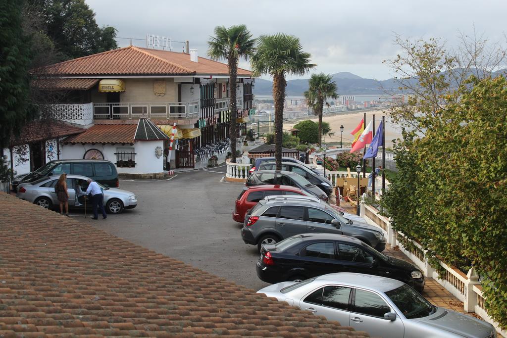 Hostal El Carro ลาเรโด ภายนอก รูปภาพ